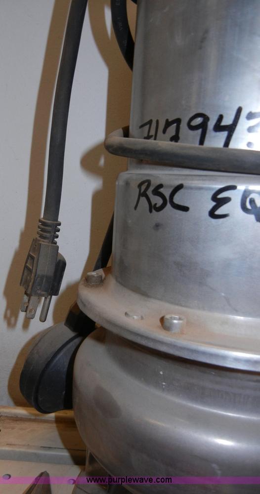 image for item F9520 Honda electric submersible pump