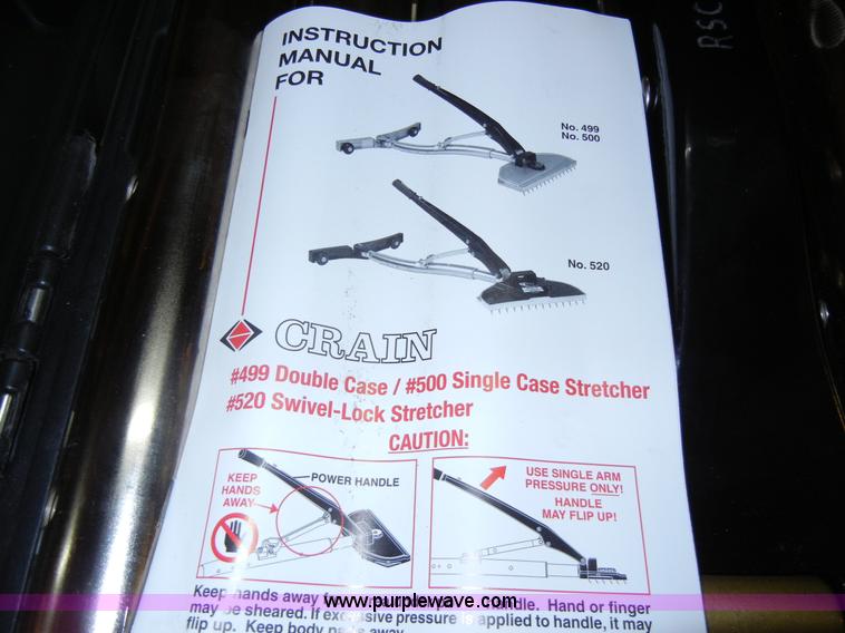 image for item F9521 Kraft FC502 power carpet stretcher