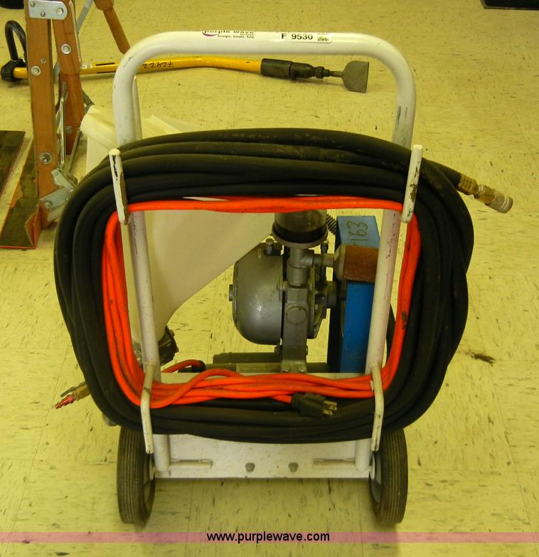 image for item F9530 Kraft PC300 texture sprayer with hopper