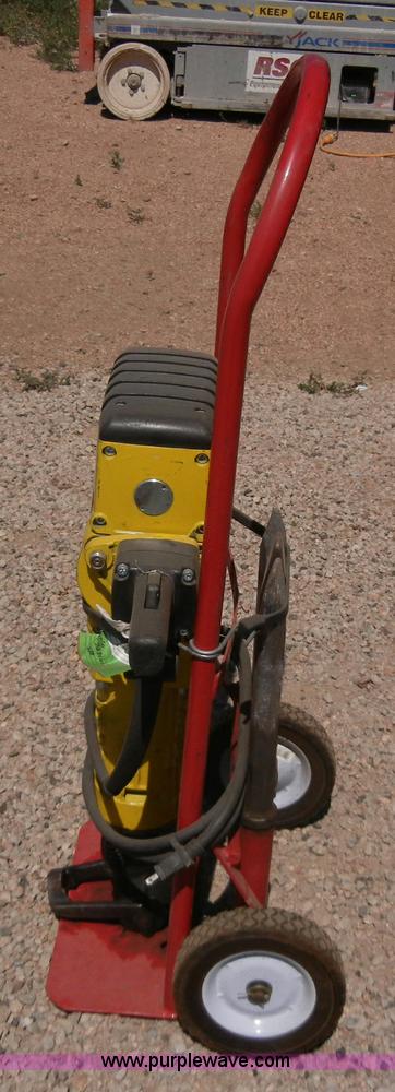 image for item F9538 Bosch 11304K electric breaker