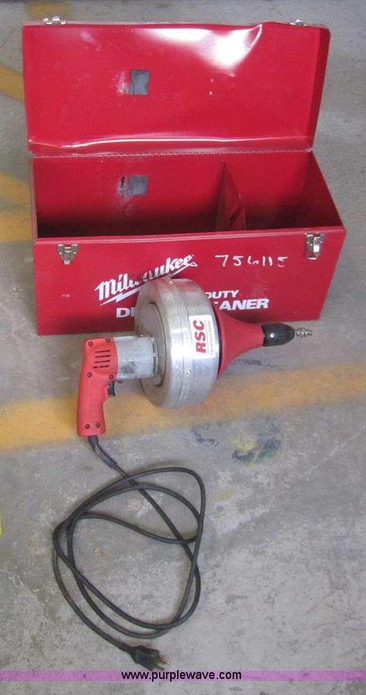 image for item J9002 Milwaukee 25' sewer snake