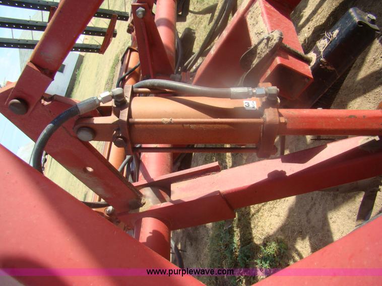 image for item A1350 Case IH 4800 Vibrashank 32' cultivator