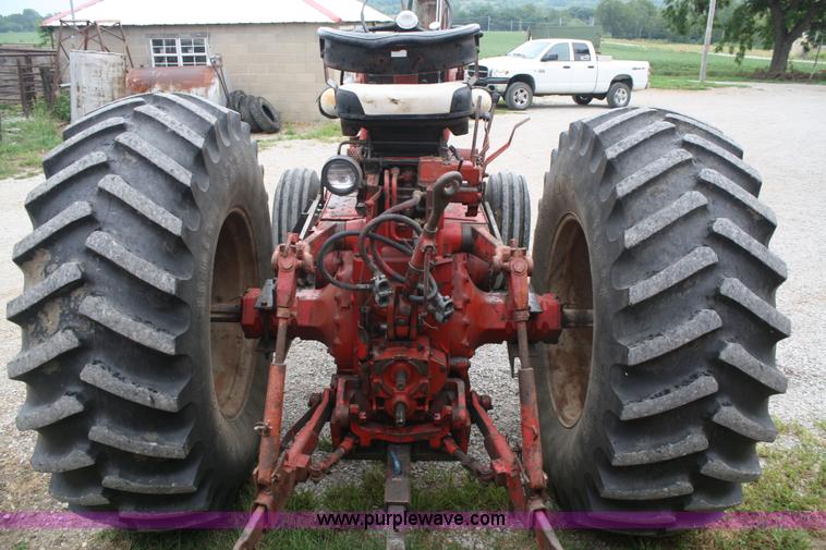 image for item A2270 1966 International Farmall 1206 tractor
