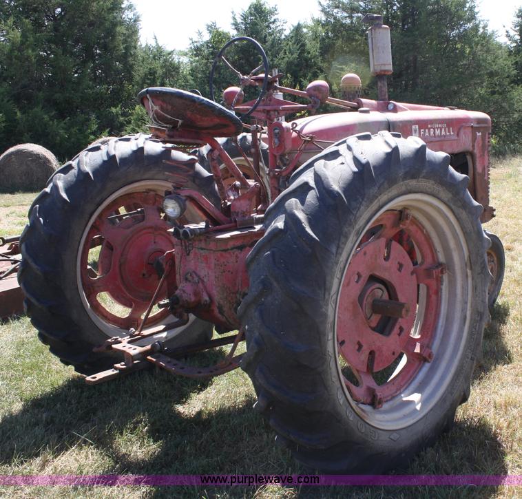 image for item A2305 1946 International Farmall M tractor