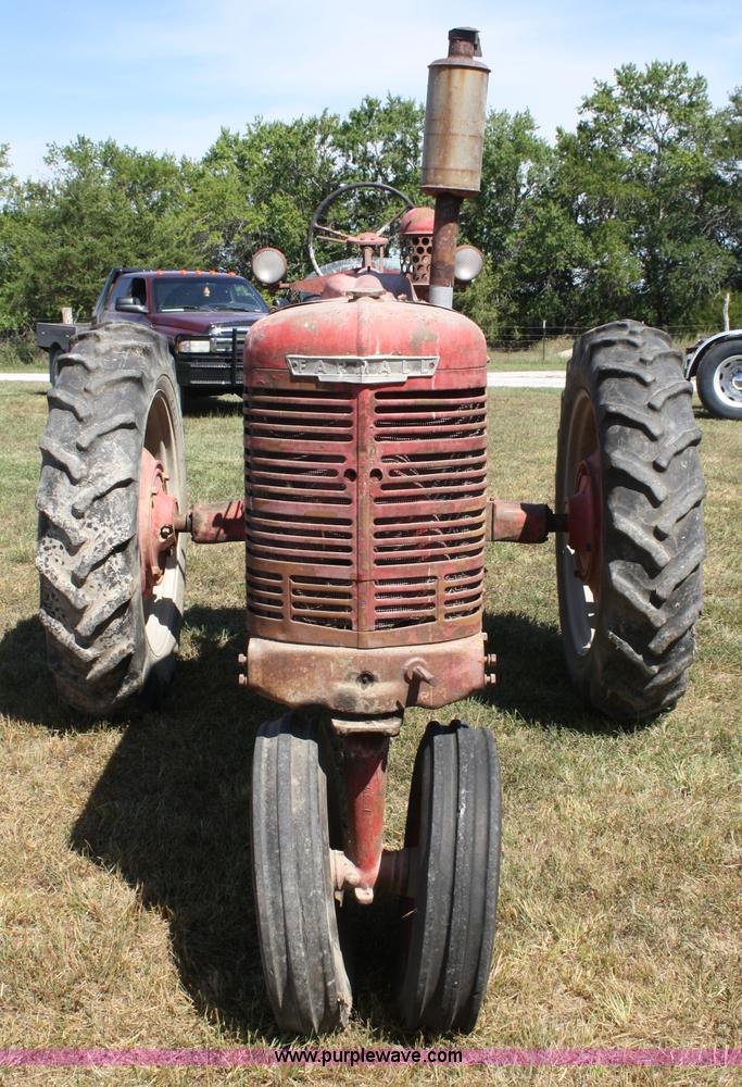 image for item A2305 1946 International Farmall M tractor