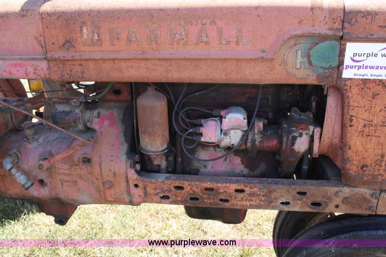 image for item A2306 1941 International Farmall H tractor