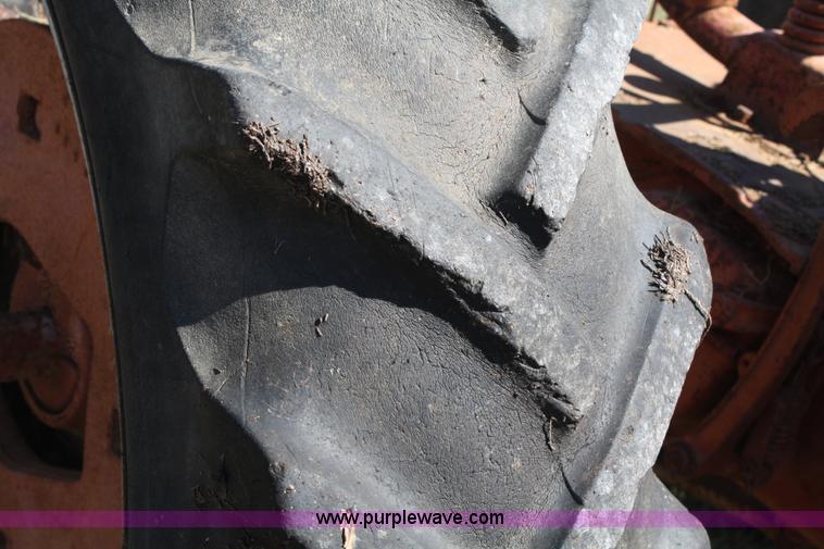 image for item A2306 1941 International Farmall H tractor