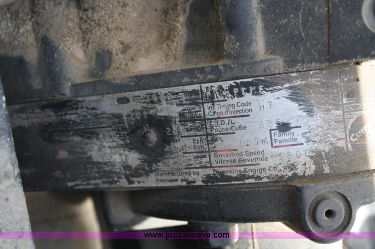 image for item A2323 1994 Freightliner FLD120 semi truck