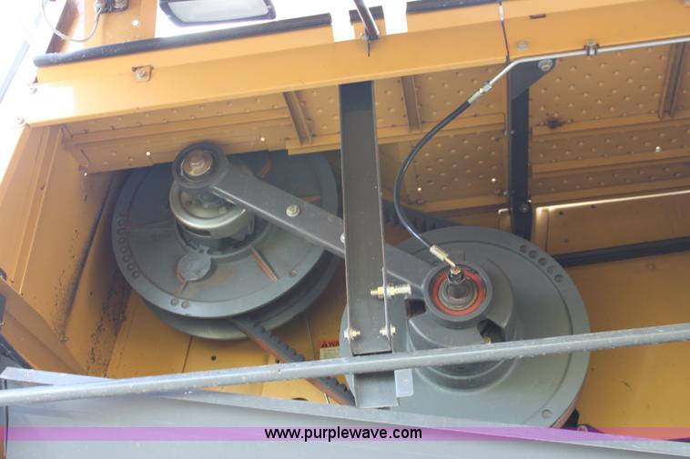 image for item A2748 2007 Lexion 570R RWA combine