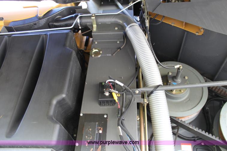 image for item A2748 2007 Lexion 570R RWA combine