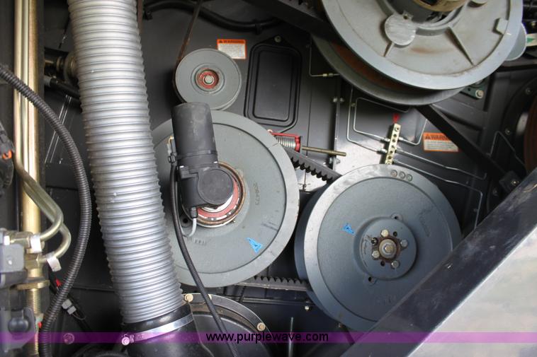 image for item A2748 2007 Lexion 570R RWA combine