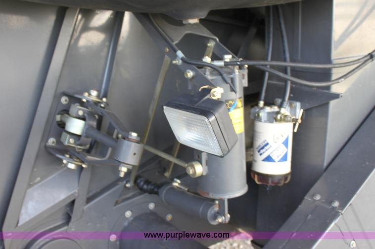 image for item A2748 2007 Lexion 570R RWA combine