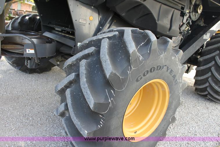 image for item A2748 2007 Lexion 570R RWA combine