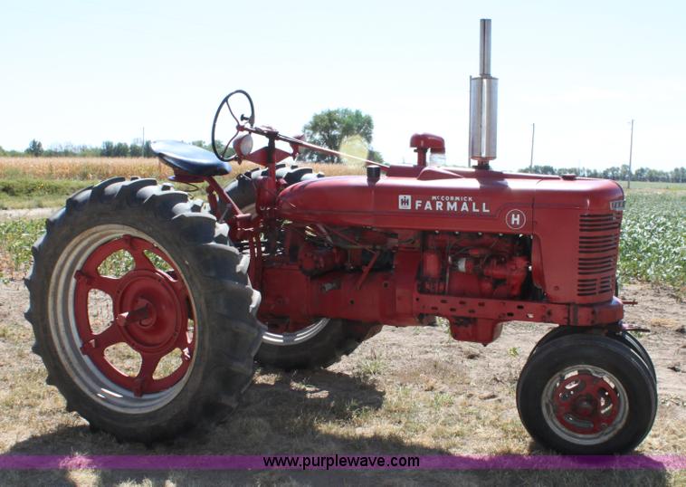 image for item A2750 1952 Farmall H tractor