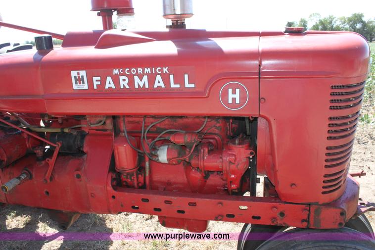 image for item A2750 1952 Farmall H tractor