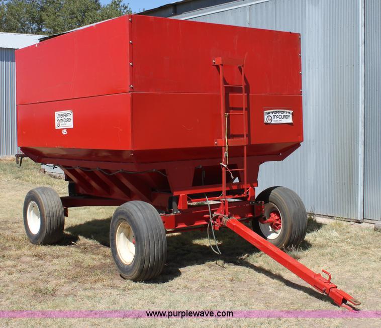 image for item A2751 Unverferth McCurdy 435 gravity wagon