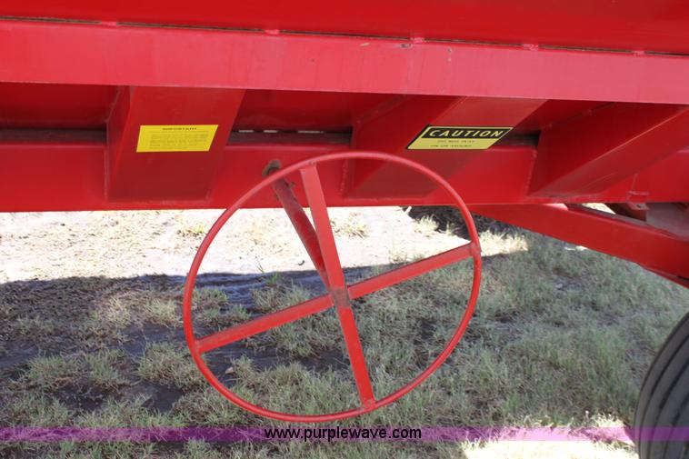 image for item A2751 Unverferth McCurdy 435 gravity wagon