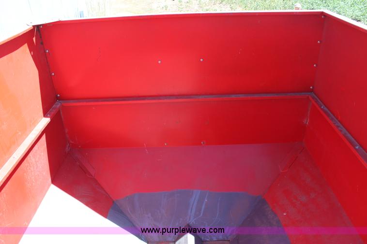 image for item A2751 Unverferth McCurdy 435 gravity wagon