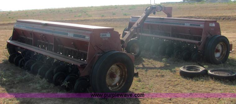 image for item A3540 Case 5100 double disk drill