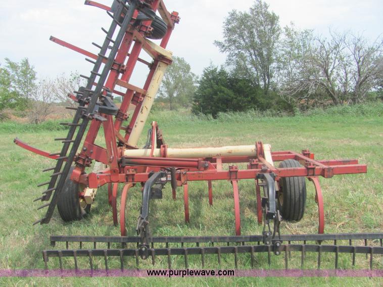 image for item A3541 Krause 3500 22' bi-fold field cultivator