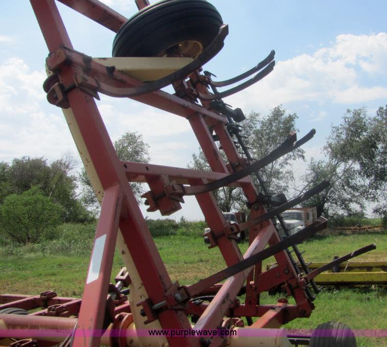 image for item A3541 Krause 3500 22' bi-fold field cultivator