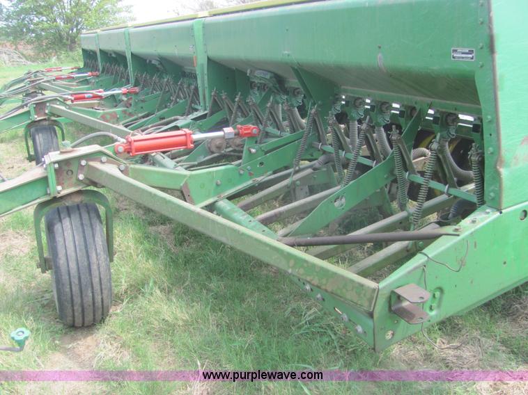 image for item A3549 John Deere 9300 40' hoe drill
