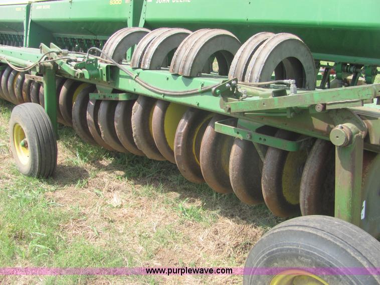 image for item A3549 John Deere 9300 40' hoe drill