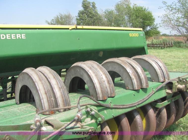 image for item A3549 John Deere 9300 40' hoe drill