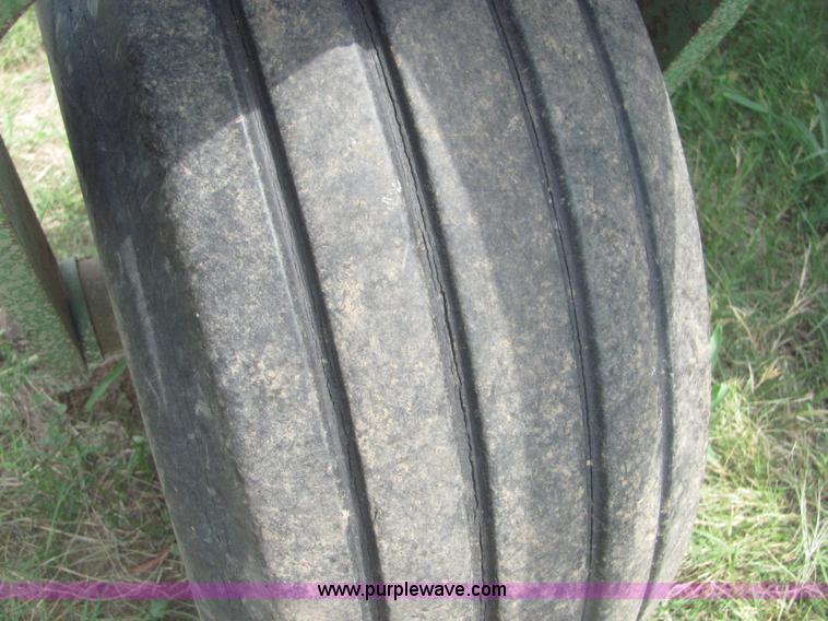 image for item A3549 John Deere 9300 40' hoe drill