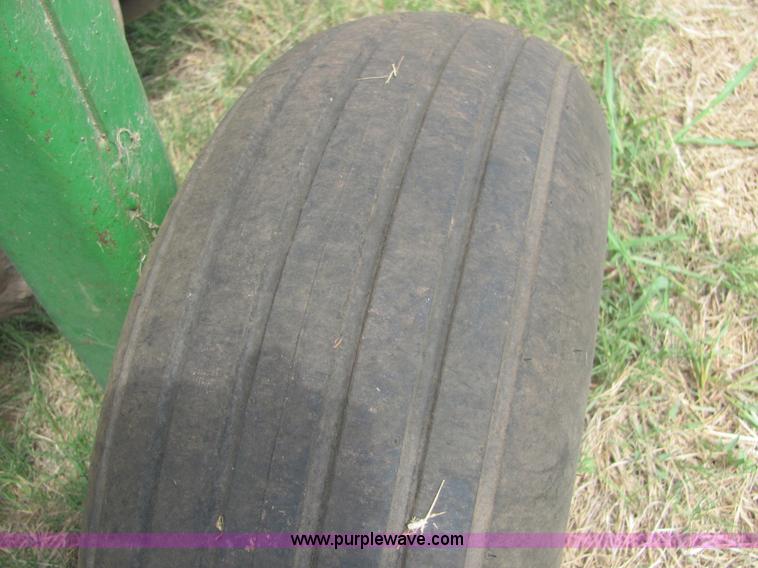 image for item A3549 John Deere 9300 40' hoe drill