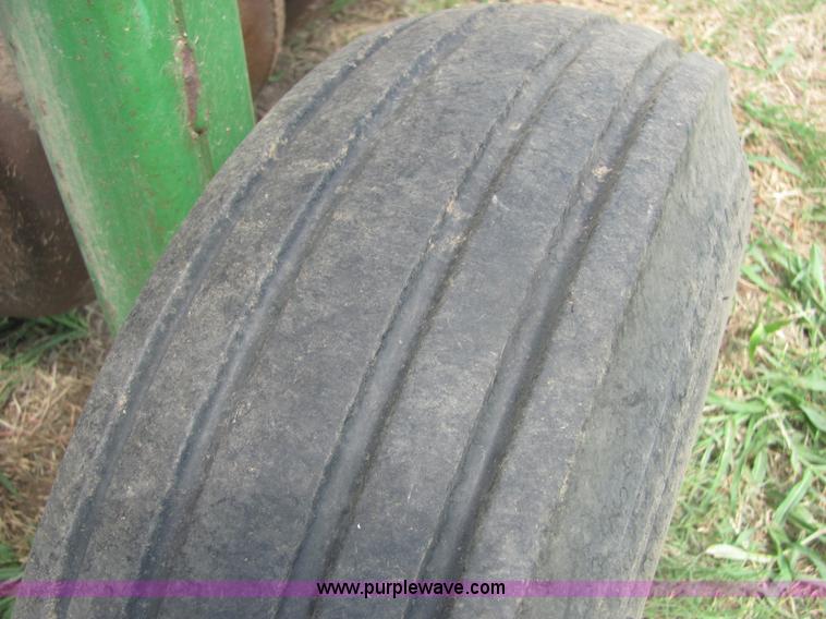 image for item A3549 John Deere 9300 40' hoe drill