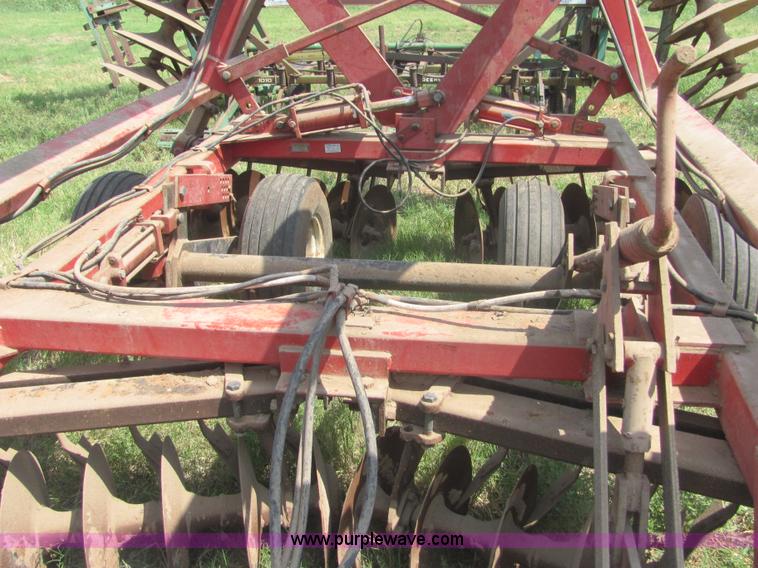 image for item A3551 International 496 22' disk