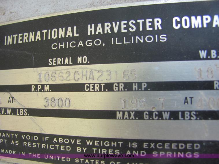 image for item A3555 1973 International Load Star 1600 grain truck