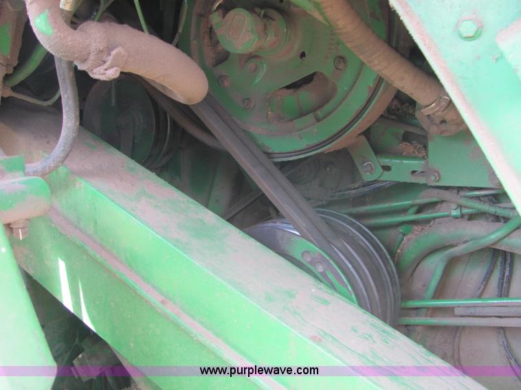 image for item A3558 1982 John Deere 6620 RWA combine