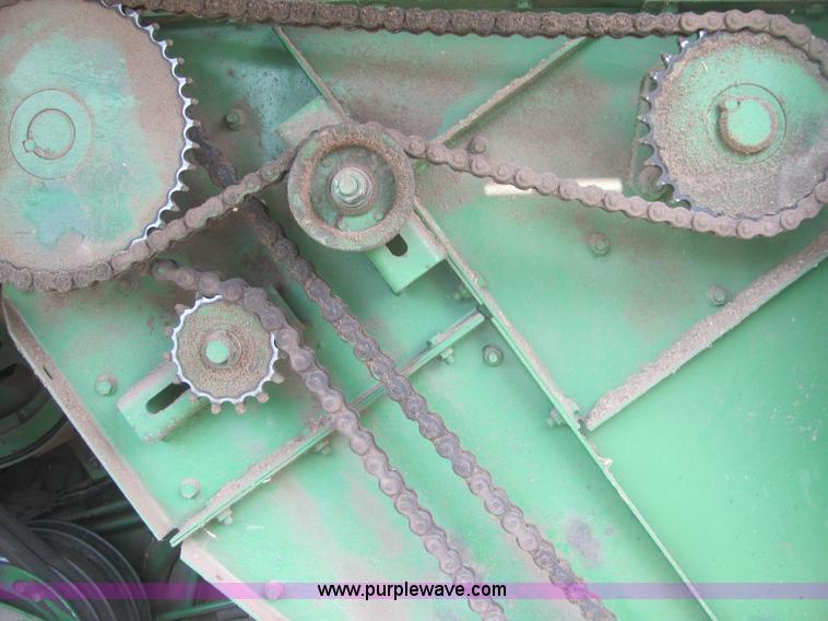 image for item A3558 1982 John Deere 6620 RWA combine