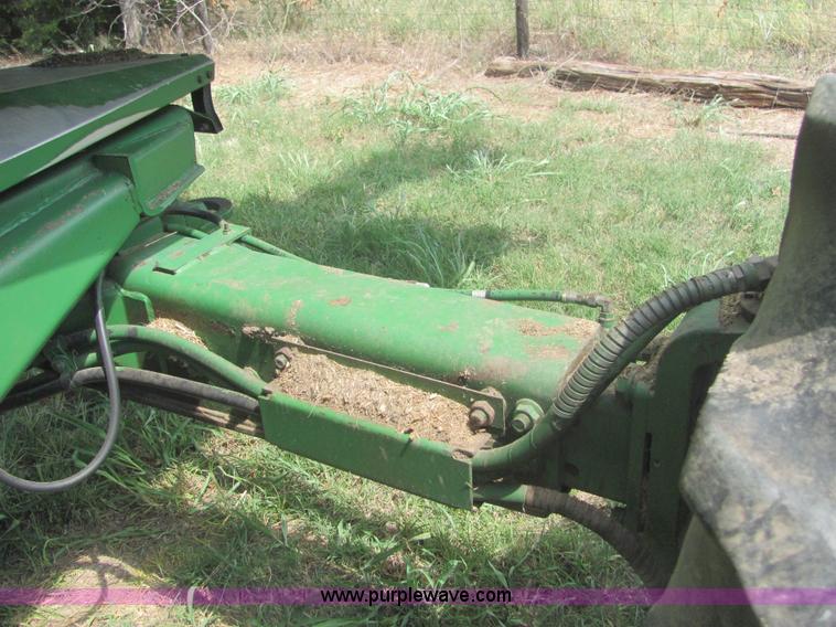 image for item A3558 1982 John Deere 6620 RWA combine