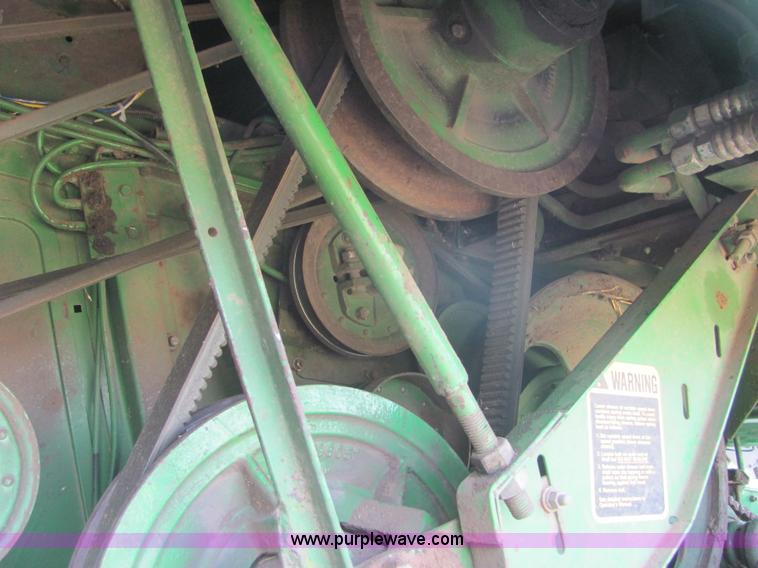 image for item A3558 1982 John Deere 6620 RWA combine