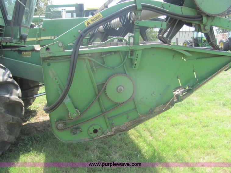 image for item A3558 1982 John Deere 6620 RWA combine