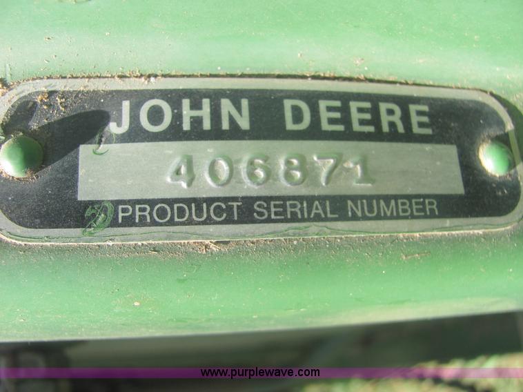 image for item A3559 1980 John Deere 6620 combine