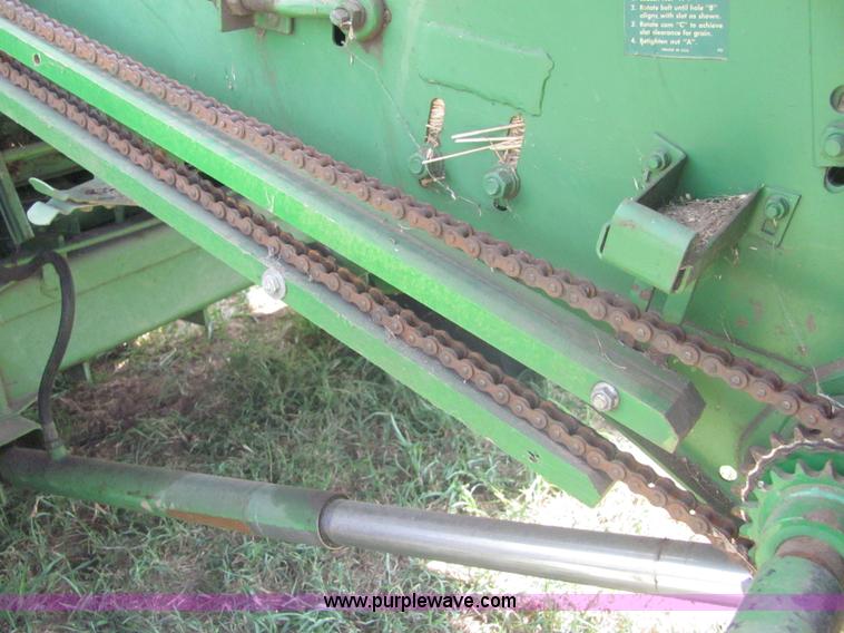 image for item A3559 1980 John Deere 6620 combine