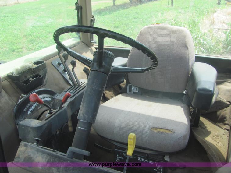 image for item A3561 1990 John Deere 4755 tractor