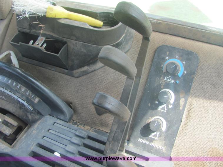 image for item A3561 1990 John Deere 4755 tractor