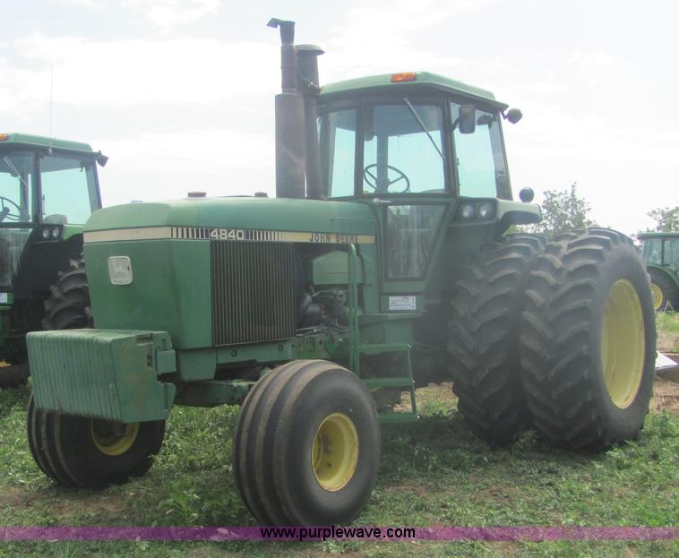 image for item A3562 1981 John Deere 4840 tractor