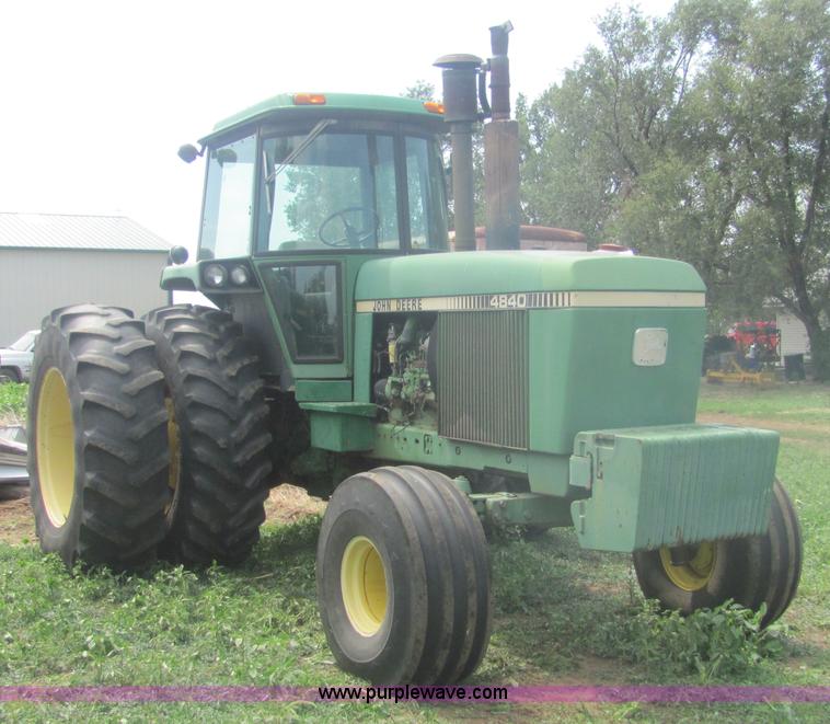image for item A3562 1981 John Deere 4840 tractor