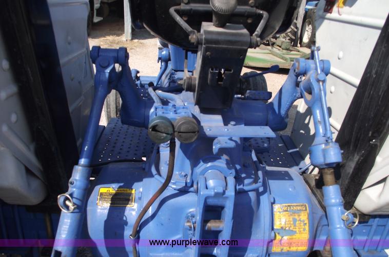 image for item A4011 1985 Ford 5000 tractor