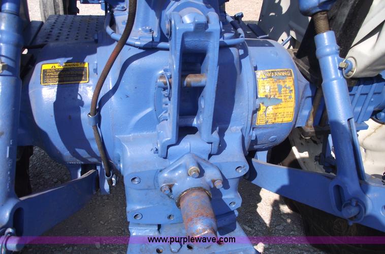 image for item A4011 1985 Ford 5000 tractor