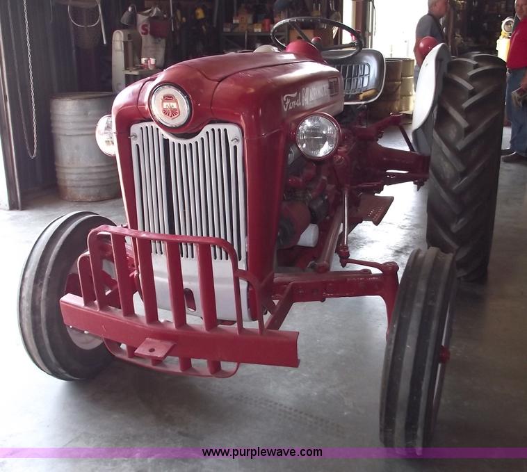 image for item A4012 1960 Ford 641 Work Master tractor