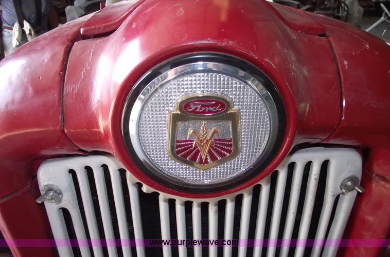 image for item A4012 1960 Ford 641 Work Master tractor