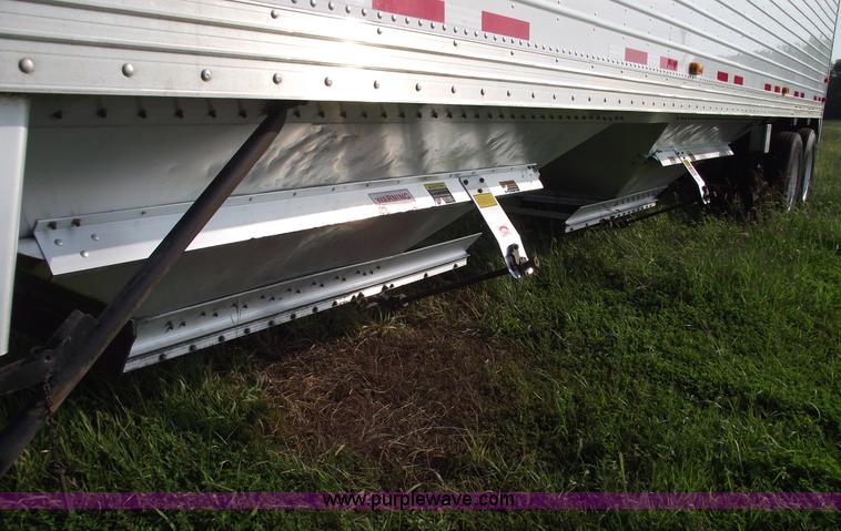 image for item A4026 2009 Timpte Super Hopper 42' grain trailer