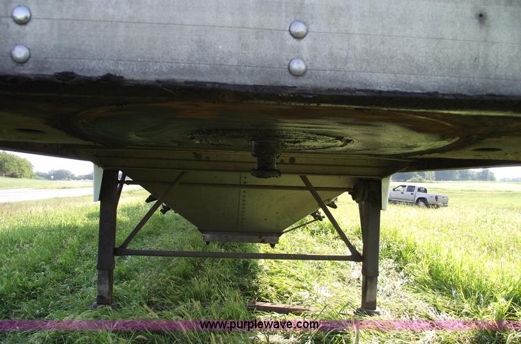 image for item A4029 2003 Timpte Super Hopper 42' aluminum grain trailer